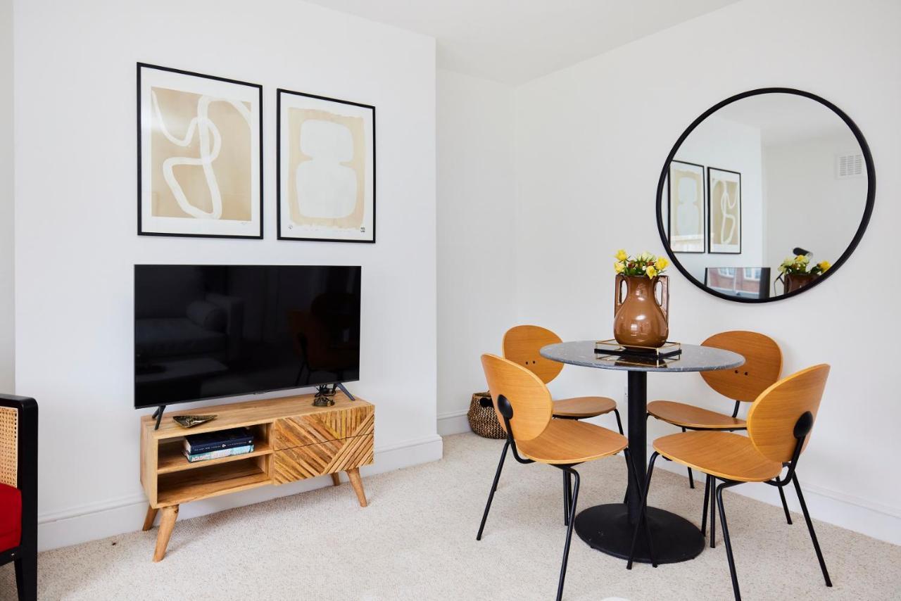 Апартаменты The Clapham Getaway - Charming 1Bdr Flat Лондон Экстерьер фото